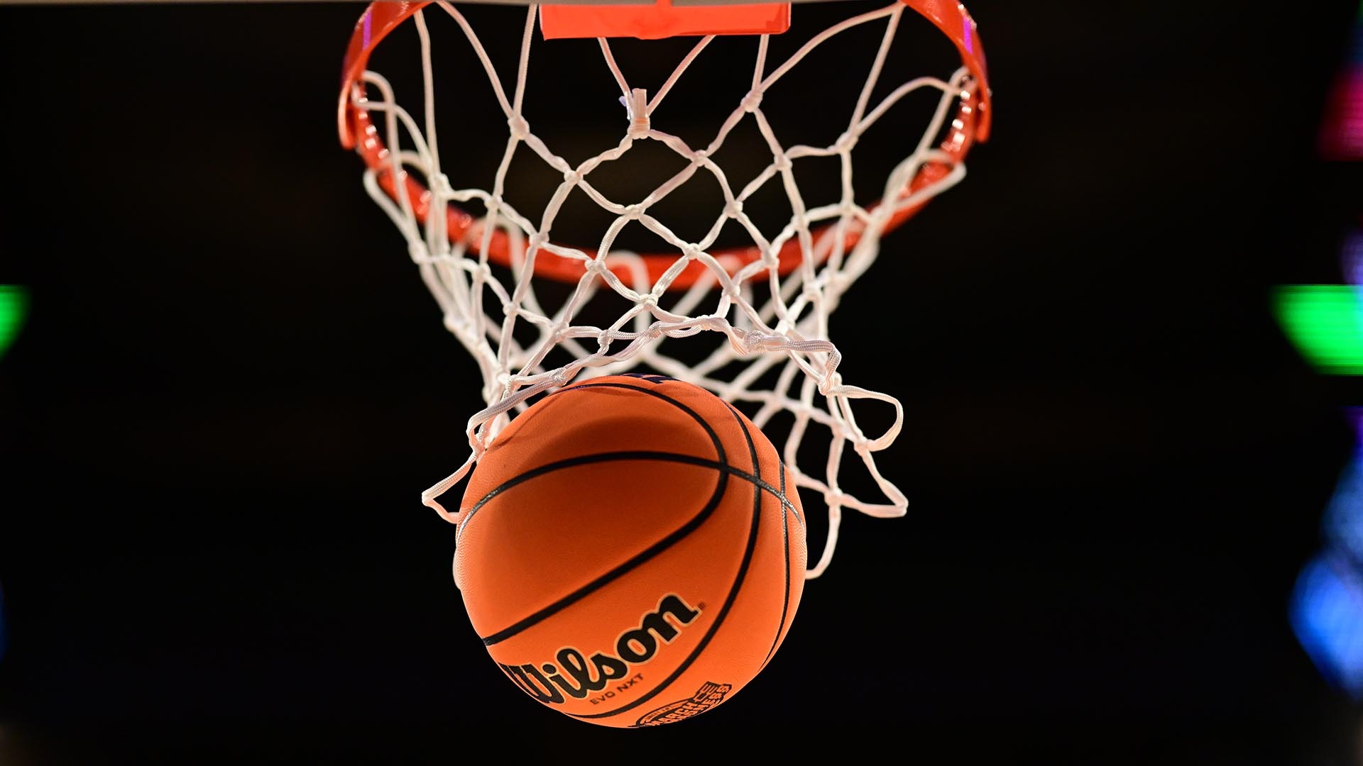 羽毛球女双怎么站位 羽毛球女双怎么站位